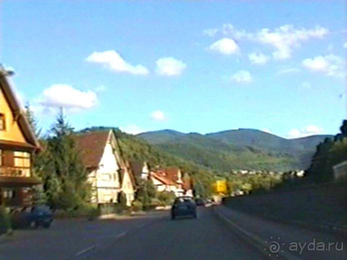 Впервые на машине в Германию с овчаркой: Поселение в Вайсенбахе недалеко от Карлсруэ