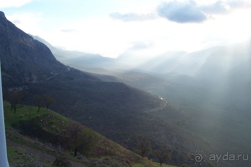 Альбом отзыва "Греция часть 12: Не древние - современные Дельфы"