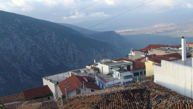 Греция часть 12: Не древние - современные Дельфы