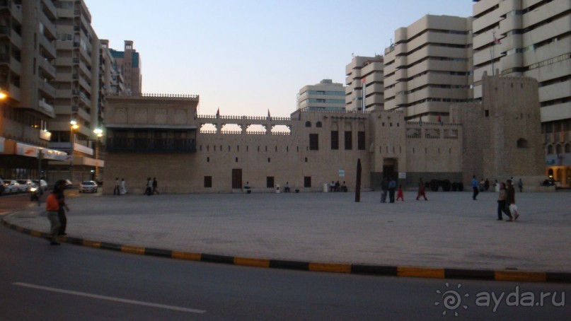 Эмираты в декабре: часть 4. Прогулки по Шардже 