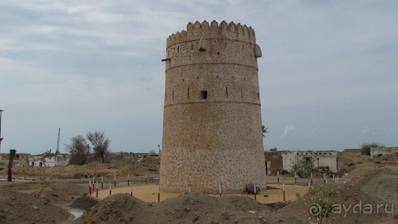 Эмираты в декабре: часть 4. Прогулки по Шардже 