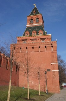 Стены и башни Московского Кремля: от Спасской до Водовзводной