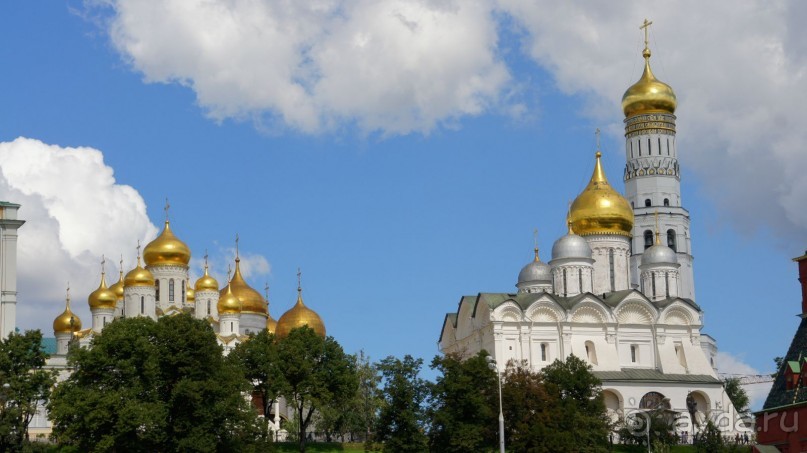 Стены и башни Московского Кремля: от Спасской до Водовзводной