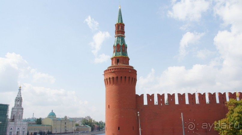 Стены и башни Московского Кремля: от Спасской до Водовзводной
