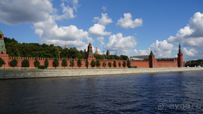 Стены и башни Московского Кремля: от Спасской до Водовзводной