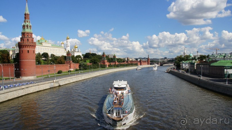 Стены и башни Московского Кремля: от Спасской до Водовзводной