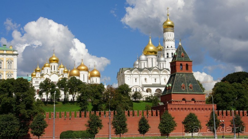 Стены и башни Московского Кремля: от Спасской до Водовзводной