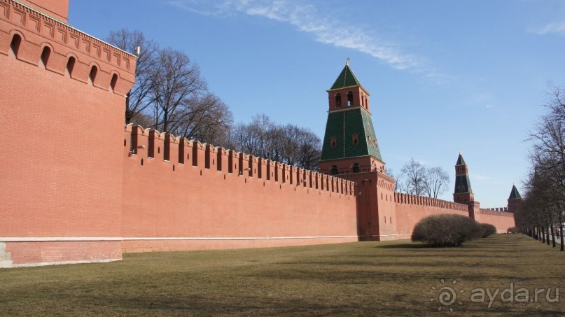 Стены и башни Московского Кремля: от Спасской до Водовзводной