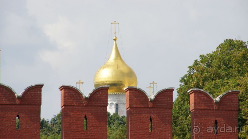 Стены и башни Московского Кремля: от Спасской до Водовзводной