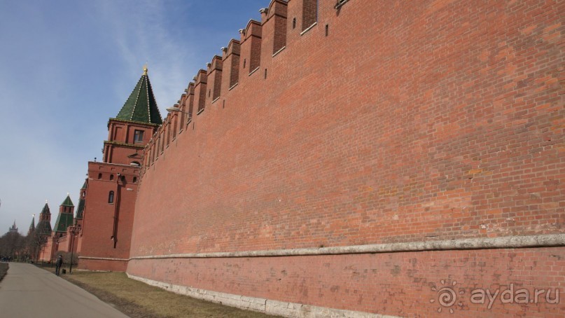 Стены и башни Московского Кремля: от Спасской до Водовзводной