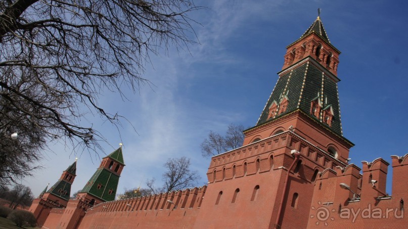Стены и башни Московского Кремля: от Спасской до Водовзводной