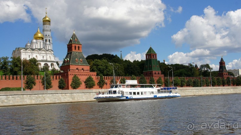 Стены и башни Московского Кремля: от Спасской до Водовзводной