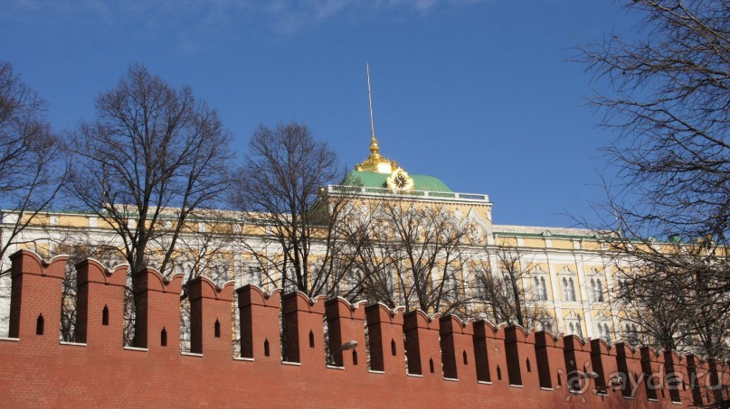Стены и башни Московского Кремля: от Спасской до Водовзводной