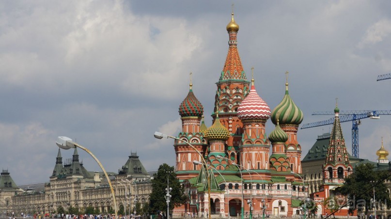 Стены и башни Московского Кремля: от Спасской до Водовзводной