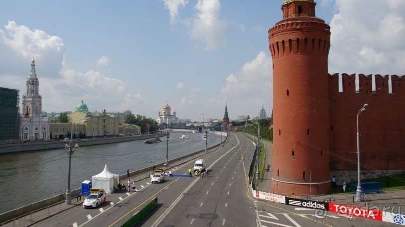 Стены и башни Московского Кремля: от Спасской до Водовзводной