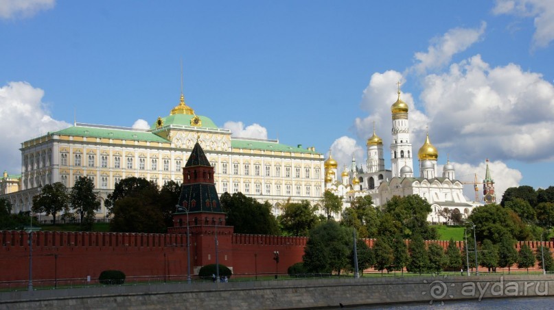 Стены и башни Московского Кремля: от Спасской до Водовзводной
