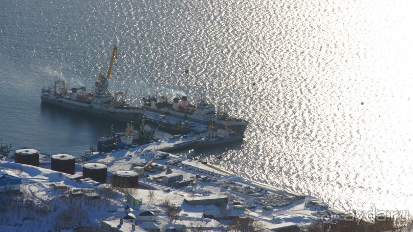 Кто любовался бухтой Авачей — тот понимает, что она значит!