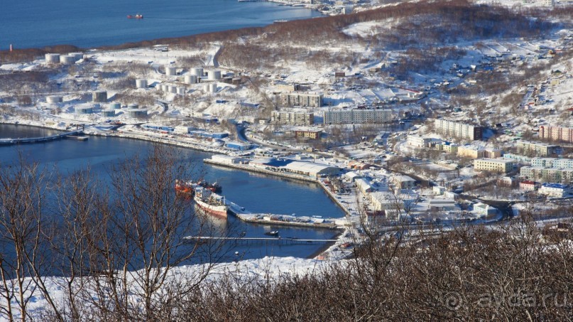 Кто любовался бухтой Авачей — тот понимает, что она значит!