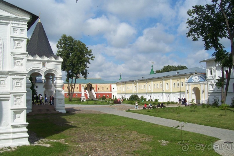 Кострома: Свято-Троицкий Ипатьевский монастырь Кострома: Свято-Троицкий Ипатьевский монастырь