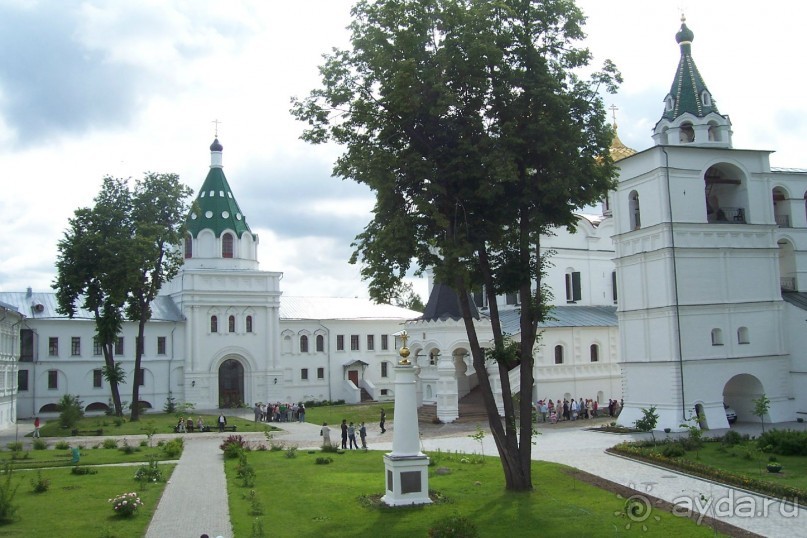 Кострома: Свято-Троицкий Ипатьевский монастырь