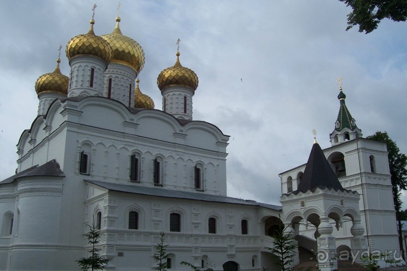 Кострома: Свято-Троицкий Ипатьевский монастырь