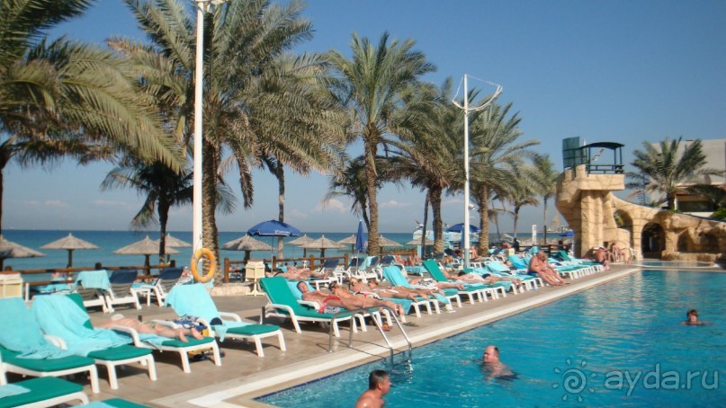 Шарджа Гранд Отель - прекрасное место для пляжного отдыха
