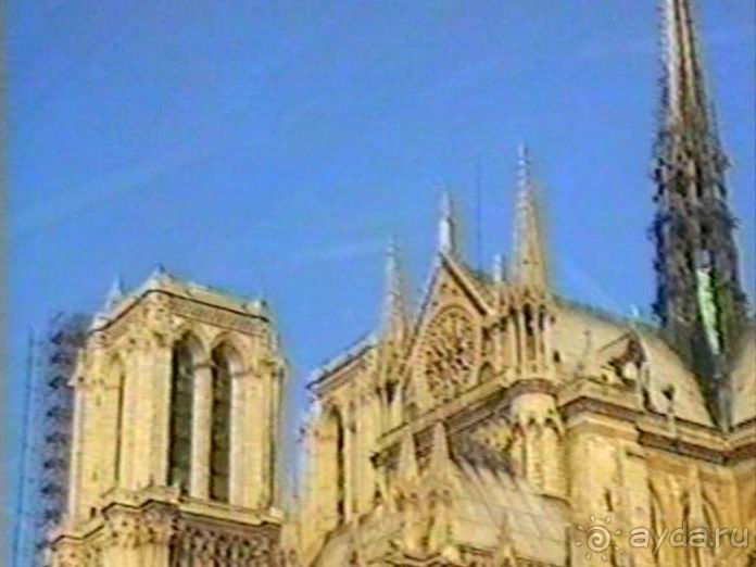 Снова в Париже