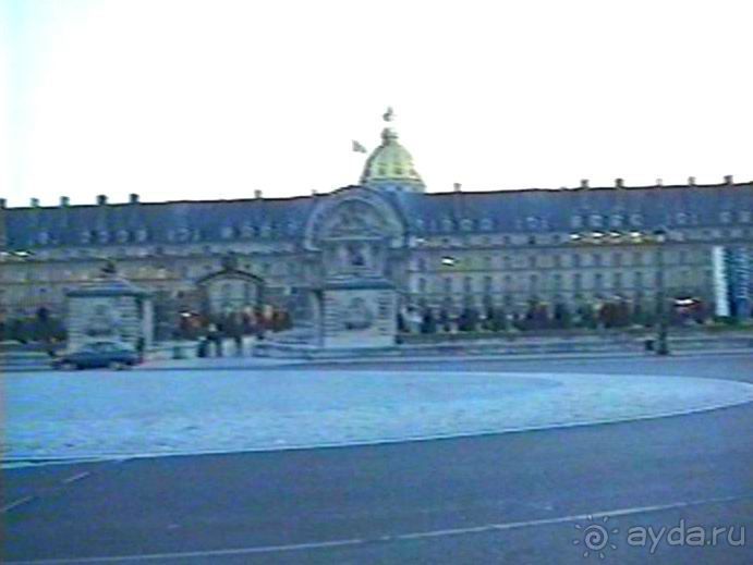 Снова в Париже