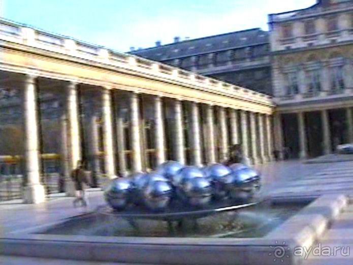 Снова в Париже