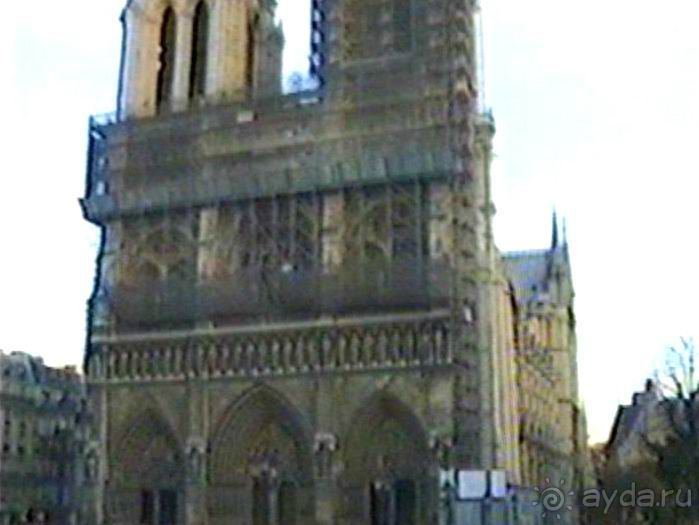 Снова в Париже