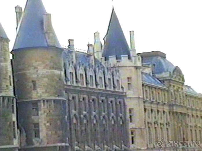 Снова в Париже