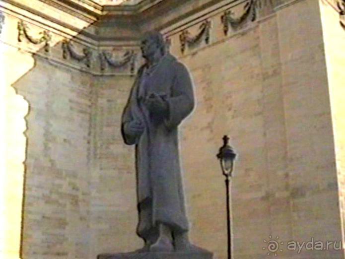 Снова в Париже