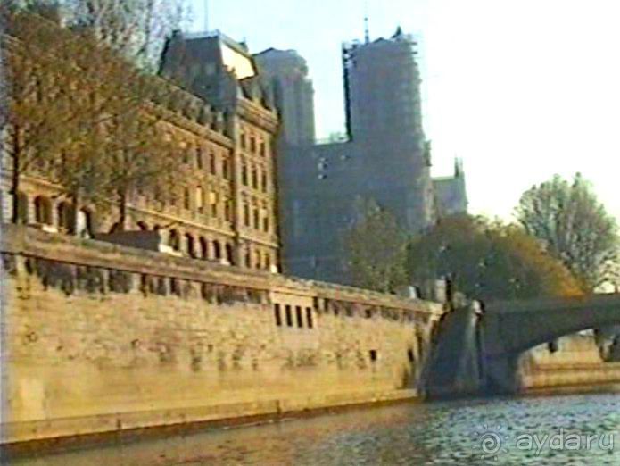 Снова в Париже