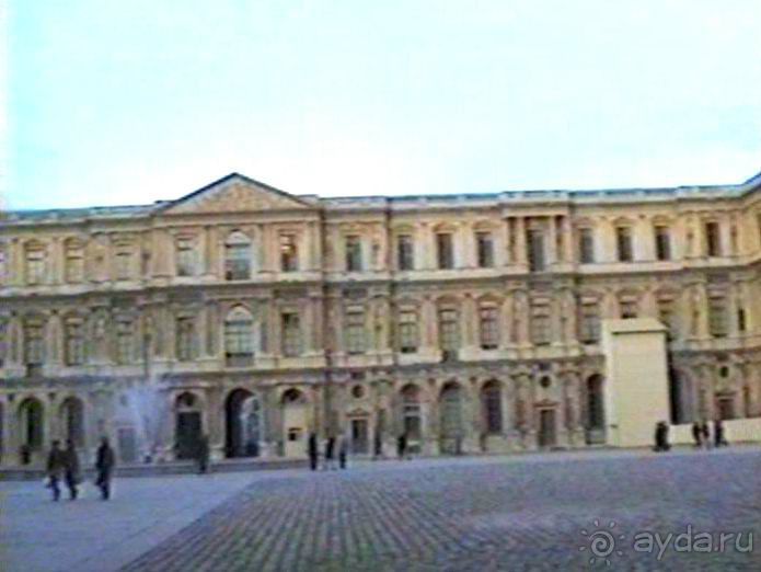 Снова в Париже