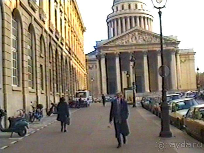 Снова в Париже