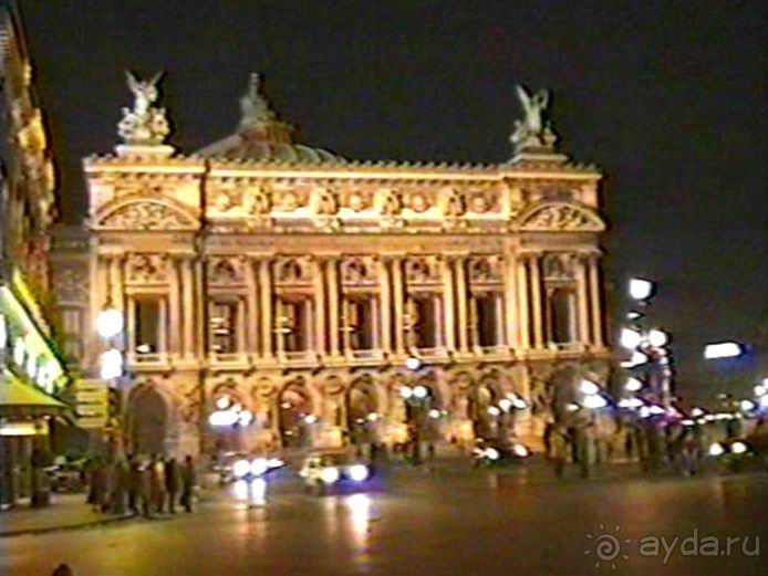 Снова в Париже