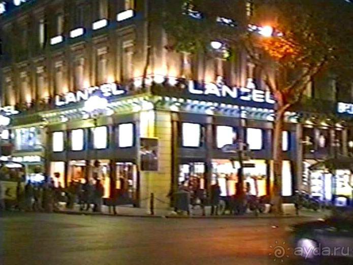 Снова в Париже