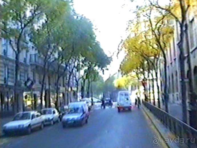 Снова в Париже