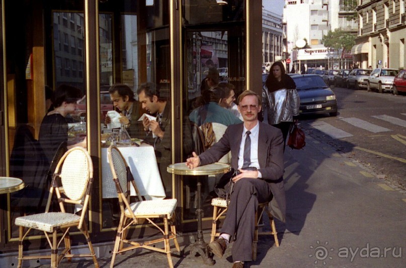 Снова в Париже