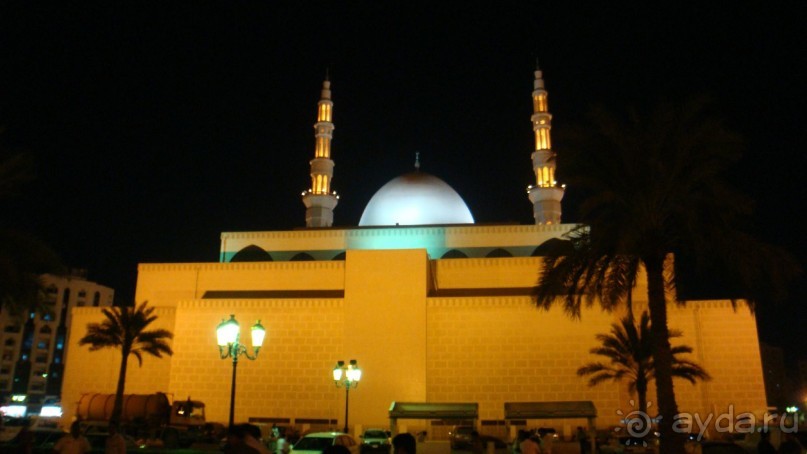 Эмираты в декабре: часть 2 - Мечети и церкви Шарджи