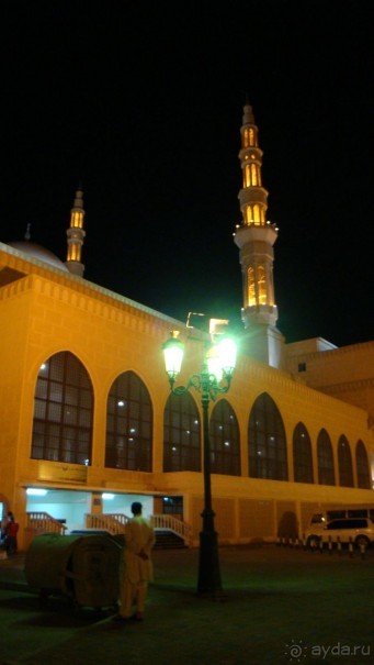 Эмираты в декабре: часть 2 - Мечети и церкви Шарджи