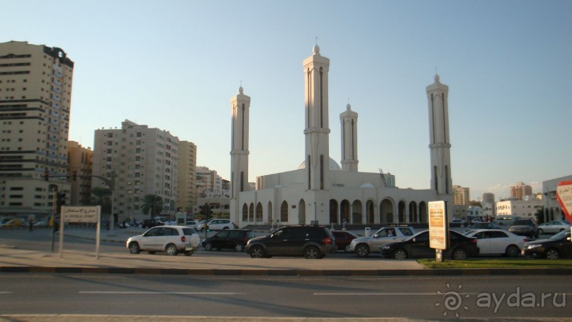 Эмираты в декабре: часть 2 - Мечети и церкви Шарджи
