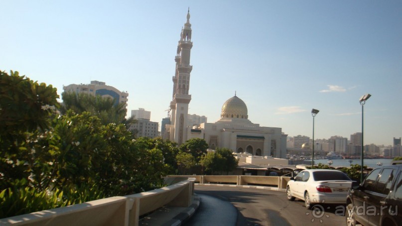 Эмираты в декабре: часть 2 - Мечети и церкви Шарджи