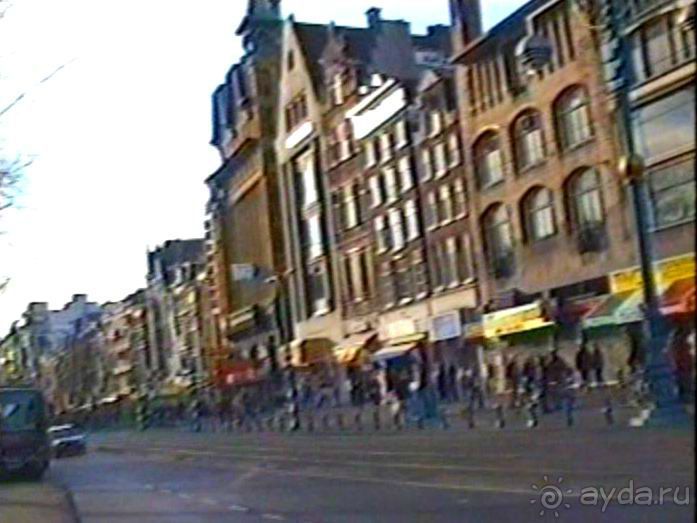 Впервые в Амстердаме