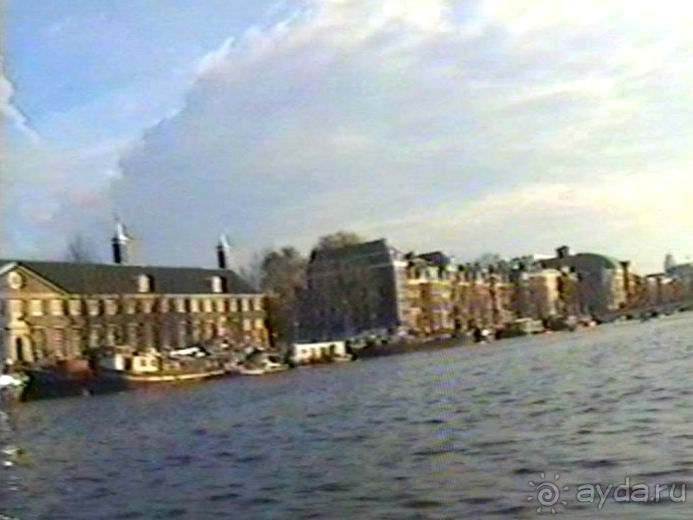 Впервые в Амстердаме