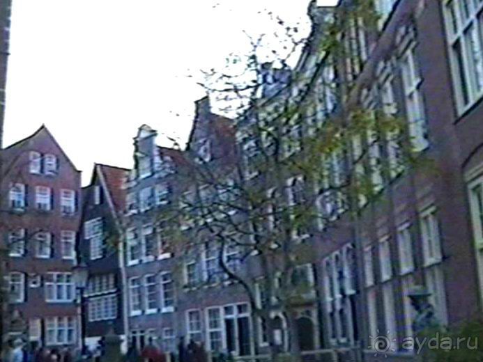 Впервые в Амстердаме