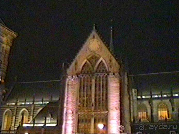 Впервые в Амстердаме