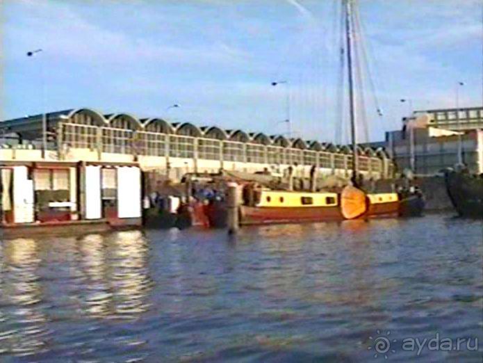 Впервые в Амстердаме