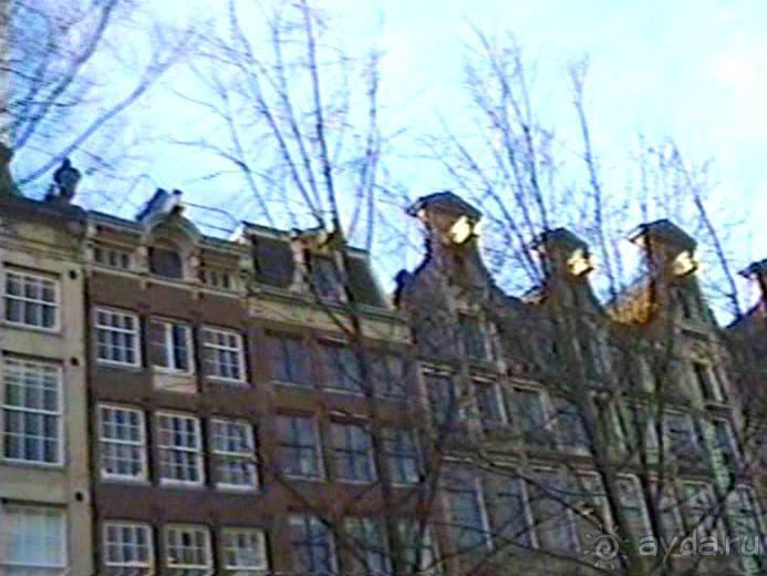 Впервые в Амстердаме