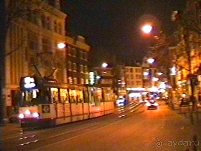 Впервые в Амстердаме